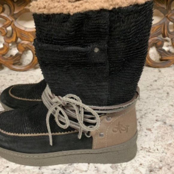 OTBT Slope low calf winter boot womens 9 in black - Picture 4 of 11